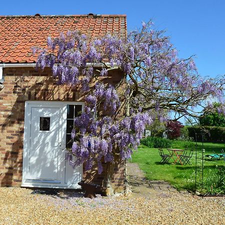 Wisteria Cottage Gayton  Exterior photo